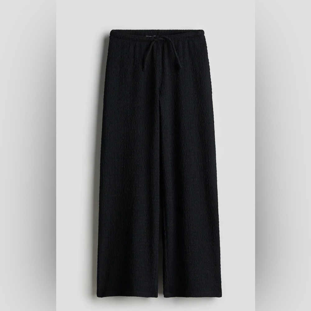 H&M Crinkled Black Women's Pants Size M